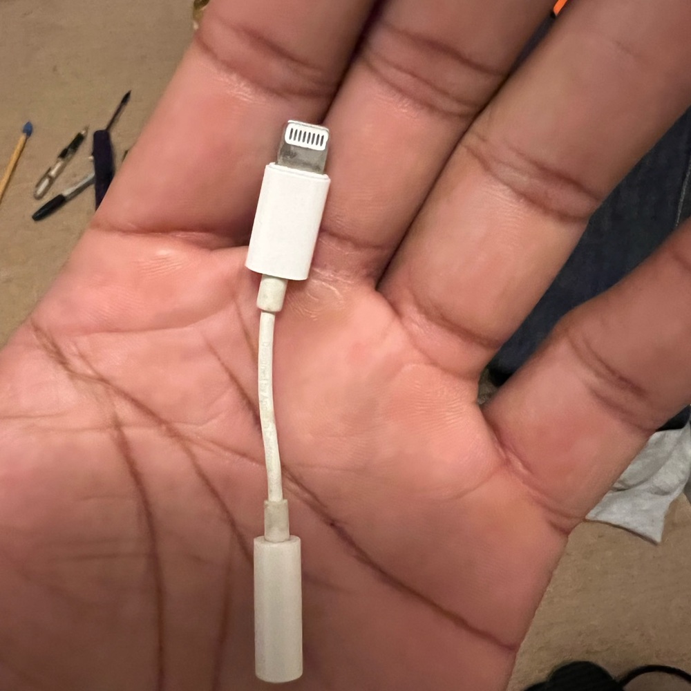 Apple adapter
